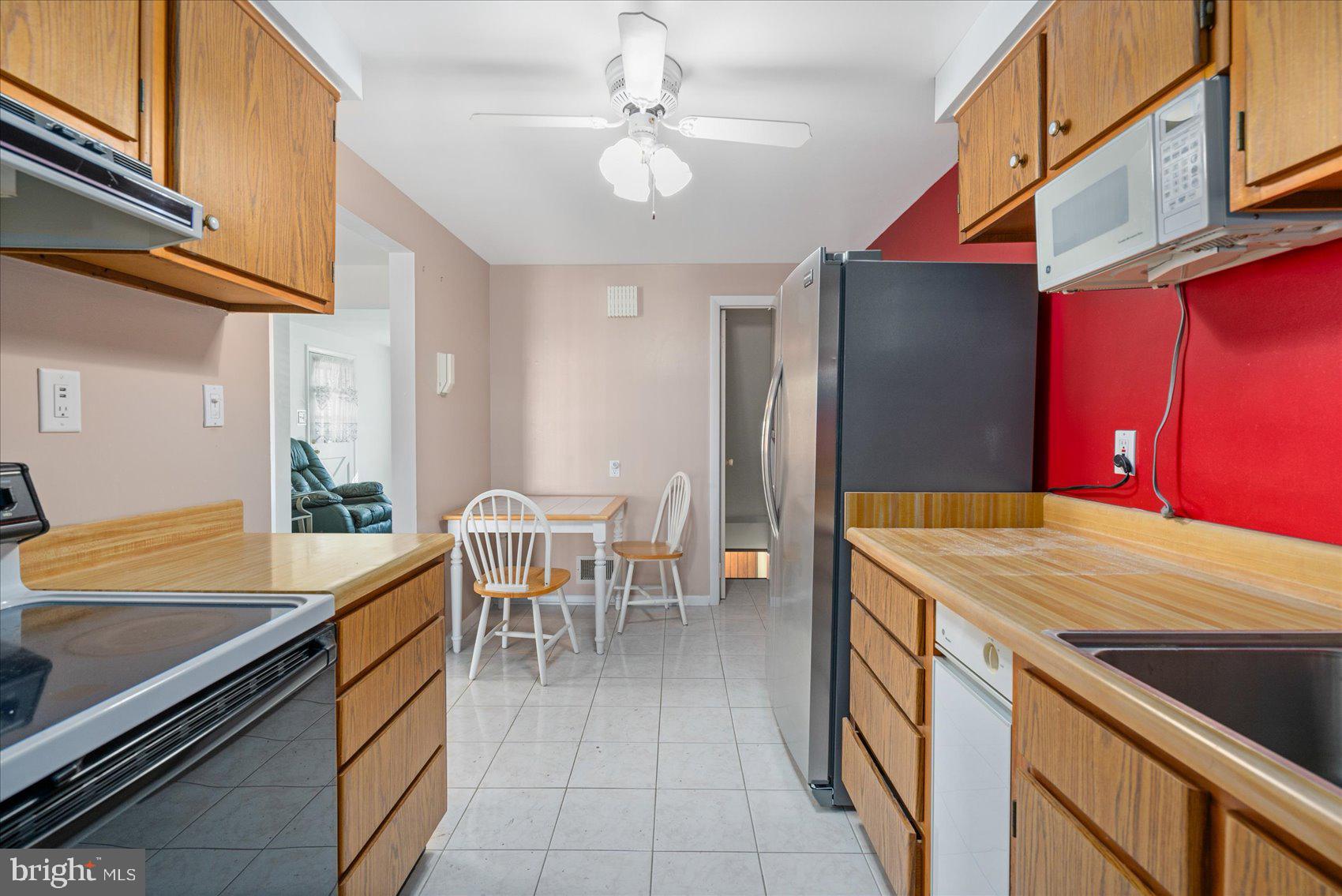 14 Lockett Court Baltimore, MD 21221 - Photo 12 of 37