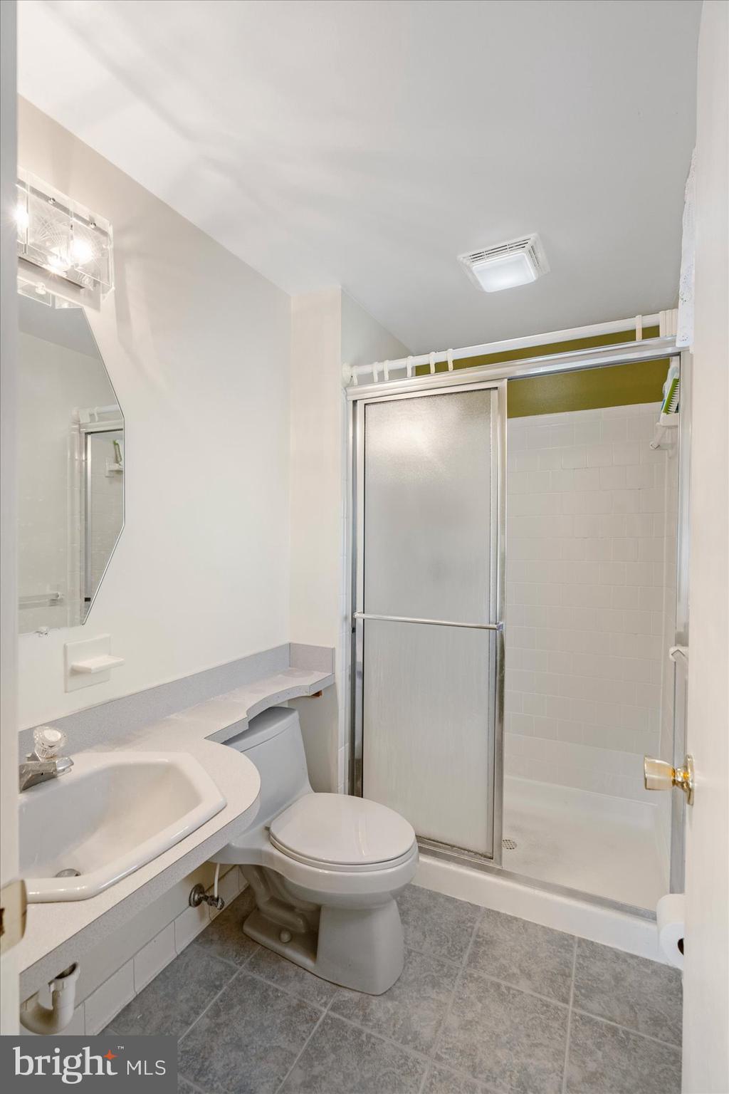 14 Lockett Court Baltimore, MD 21221 - Photo 19 of 37