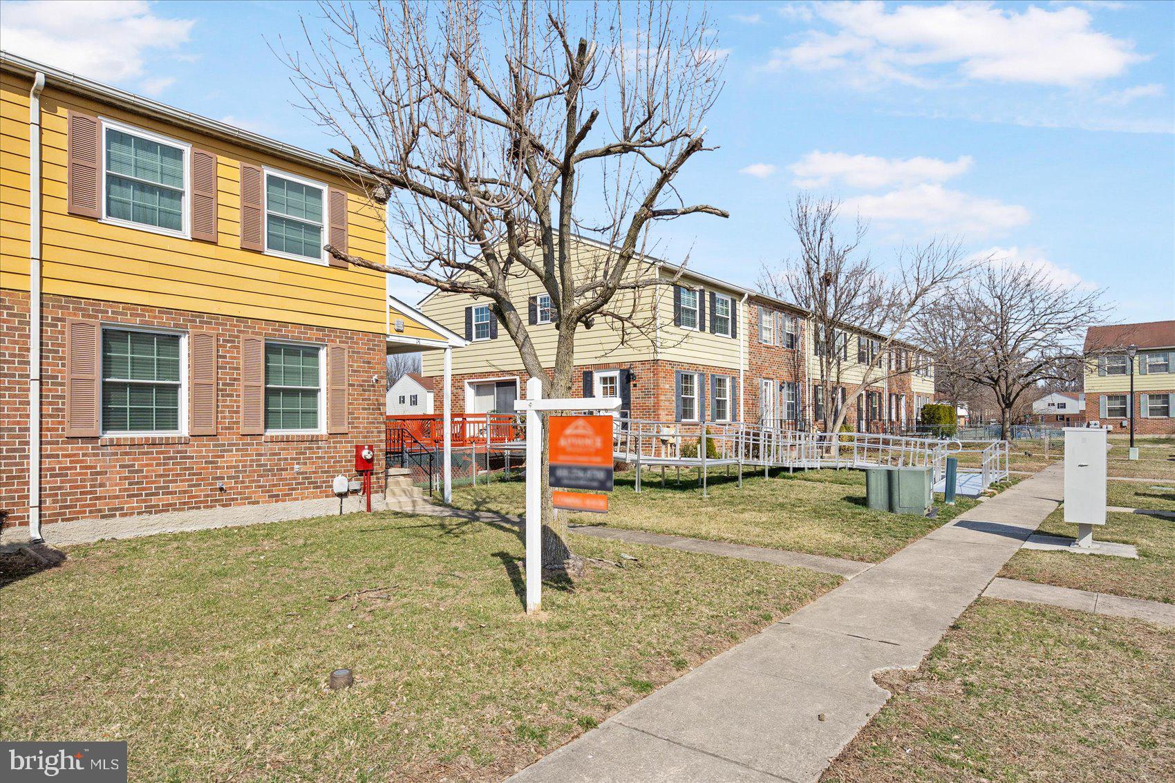 14 Lockett Court Baltimore, MD 21221 - Photo 2 of 37