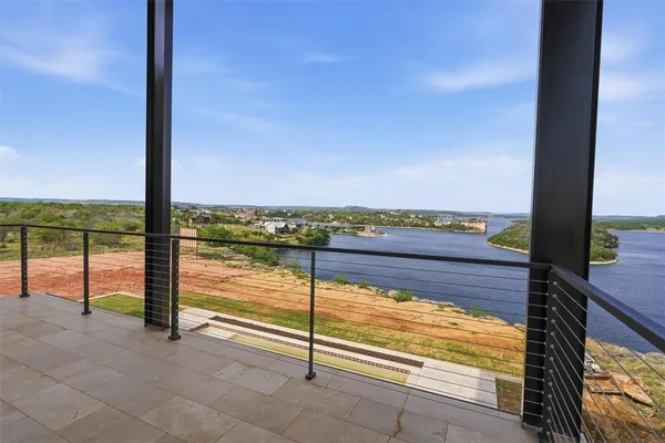 $2,695,000 | 961 East Hells Gate Drive, Strawn, TX 76475