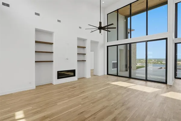 $2,695,000 | 961 East Hells Gate Drive, Strawn, TX 76475