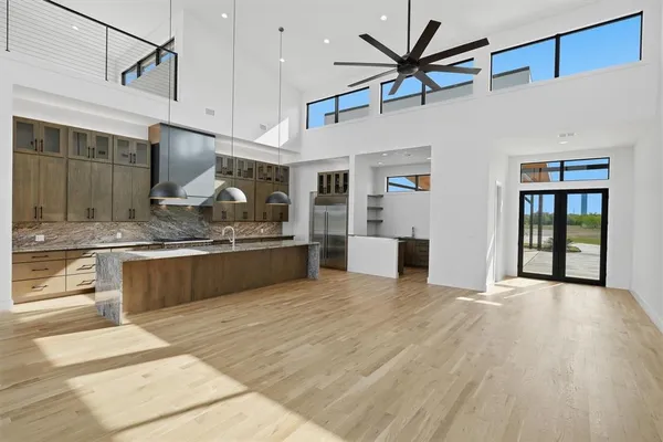 $2,695,000 | 961 East Hells Gate Drive, Strawn, TX 76475