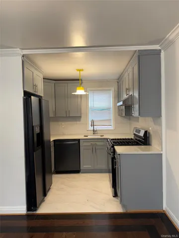 $2,795 | 1145 Astor Avenue, Unit 1 | Pelham Gardens