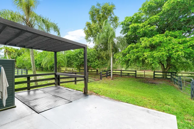 $1,995,000 | 2317 Fawn Drive, Loxahatchee, FL 33470
