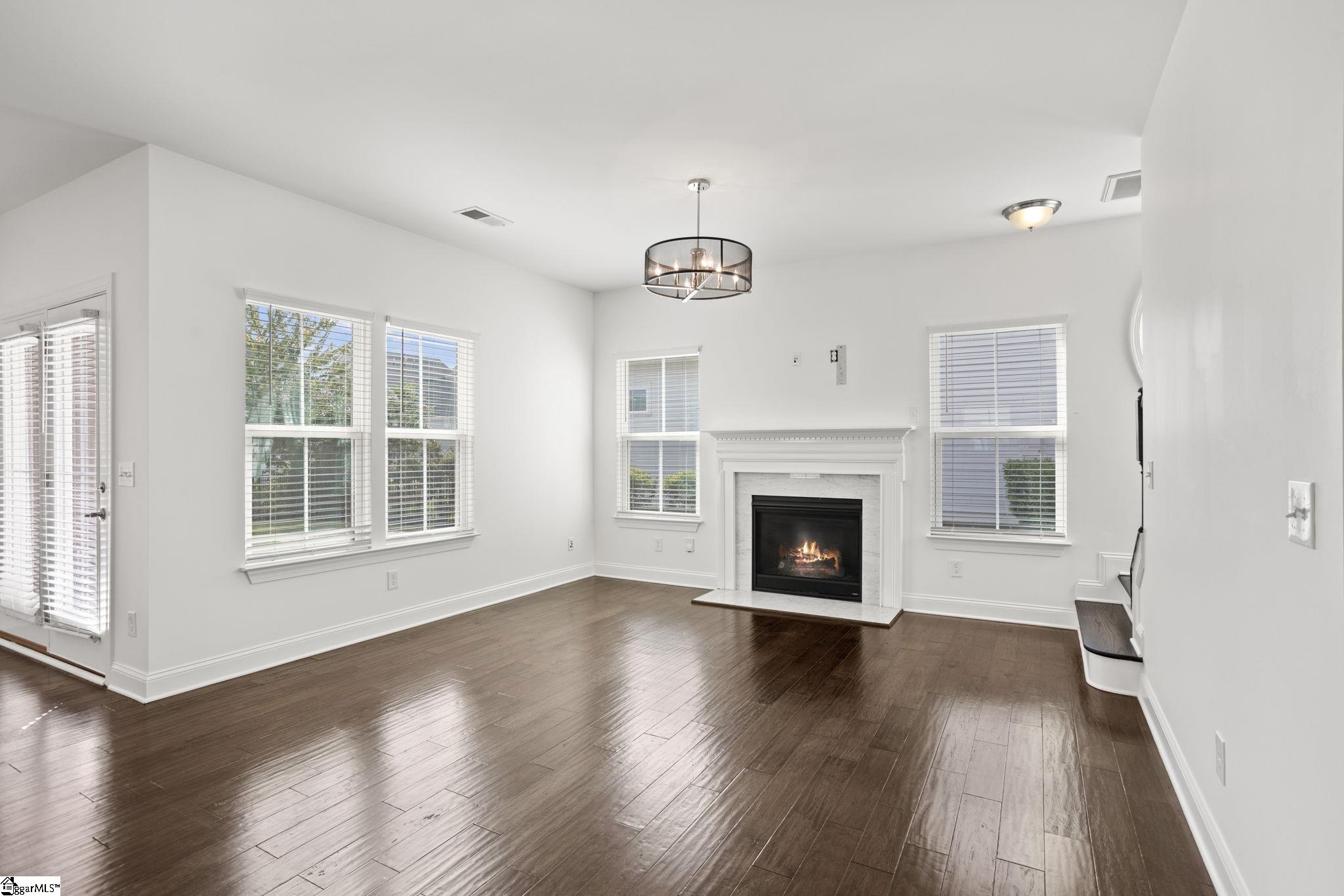 15 Wagram Way Greenville, SC 29607 - Photo 5 of 22 Gallery Image 5