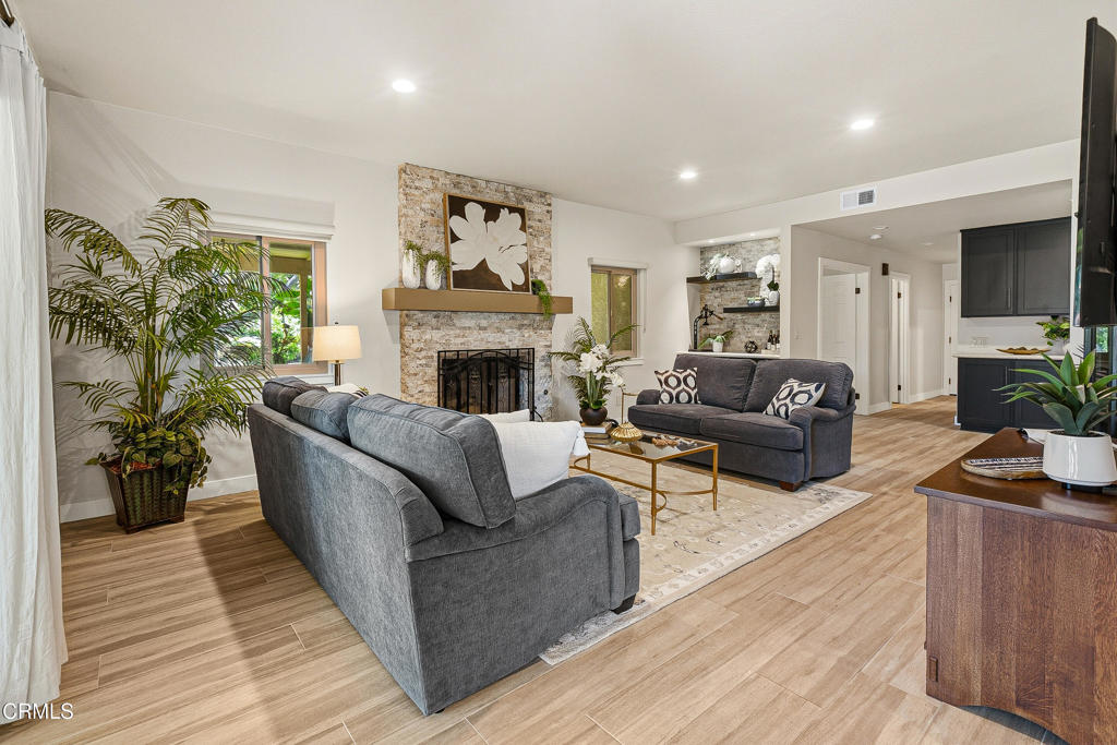 10539 Chippenham Road Camarillo, CA 93012 - Photo 19 of 74