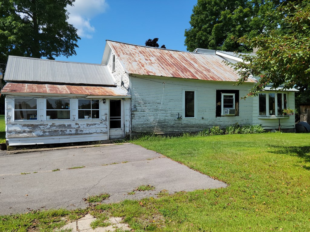 607 Buell Road Fort Covington, NY 12937 - Photo 4 of 24