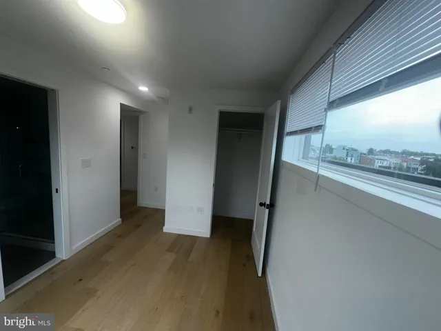 a view of a city street view