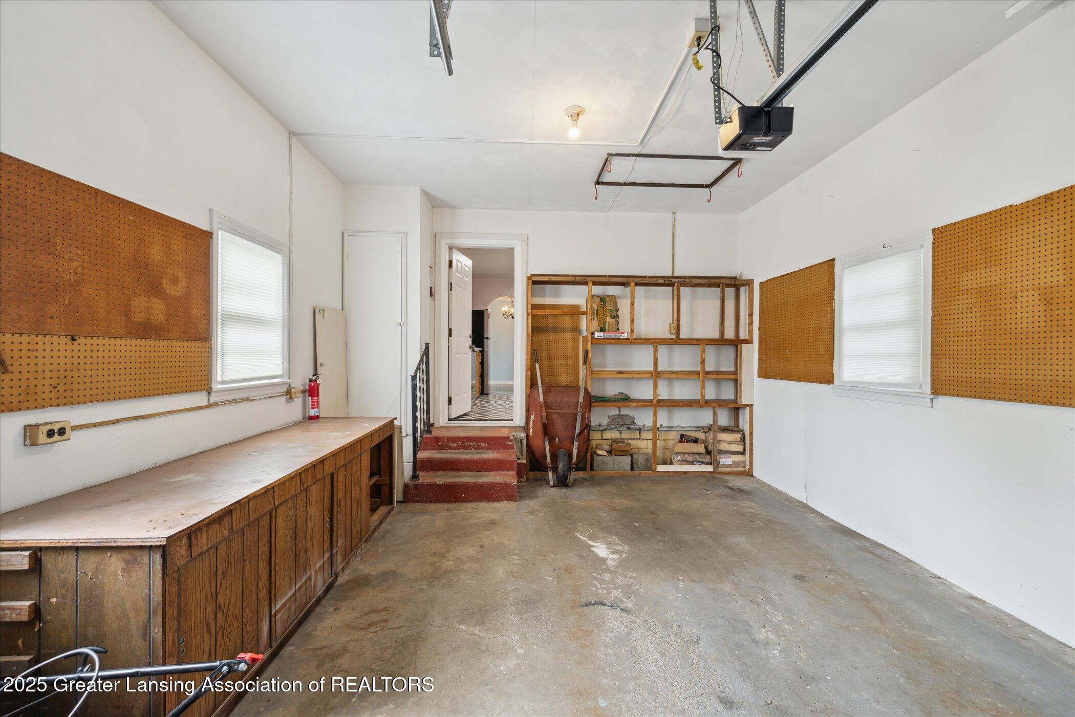 428 East Miller Road Lansing, MI 48911 - Photo 33 of 41 33-428-E-Miller-Rd-Lansing-MI-48911-Wind