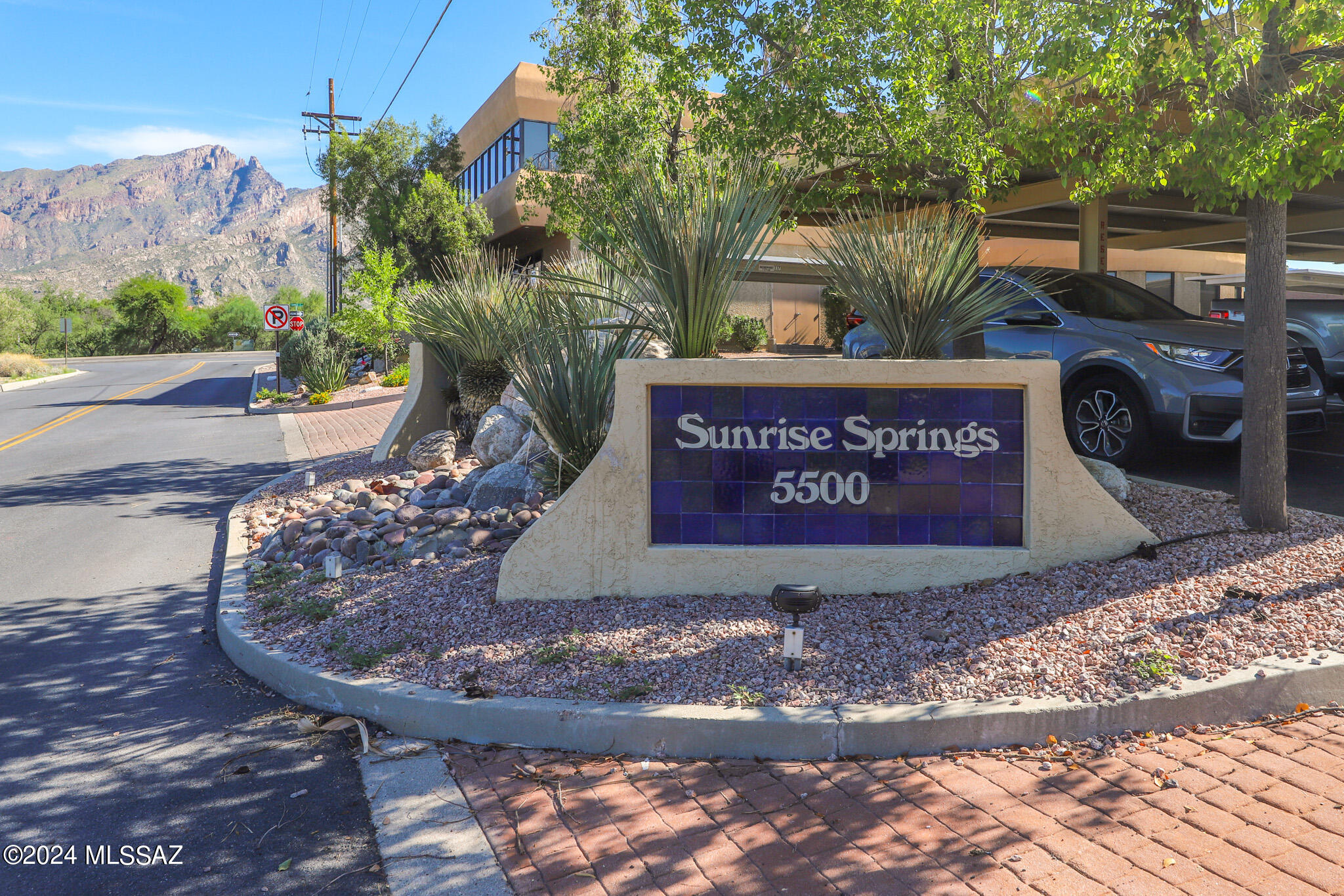 5500 North Valley View Road, Unit 105 Tucson, AZ 85718 - Photo 2 of 22