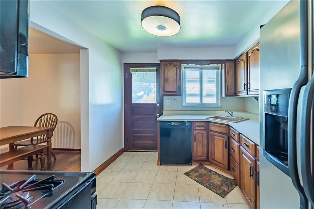 8242 Aber Road Penn Hills, PA 15147 - Photo 9 of 25 Gallery Image 9
