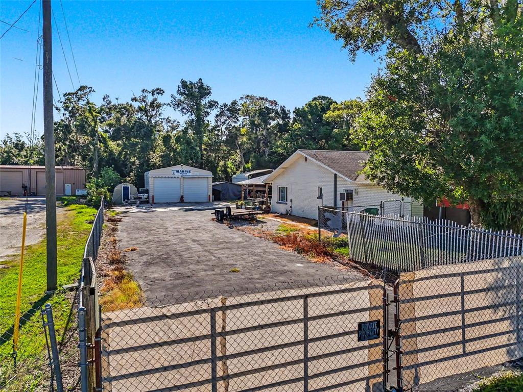 7813 Leo Kidd Avenue Port Richey, FL 34668 - Photo 38 of 95