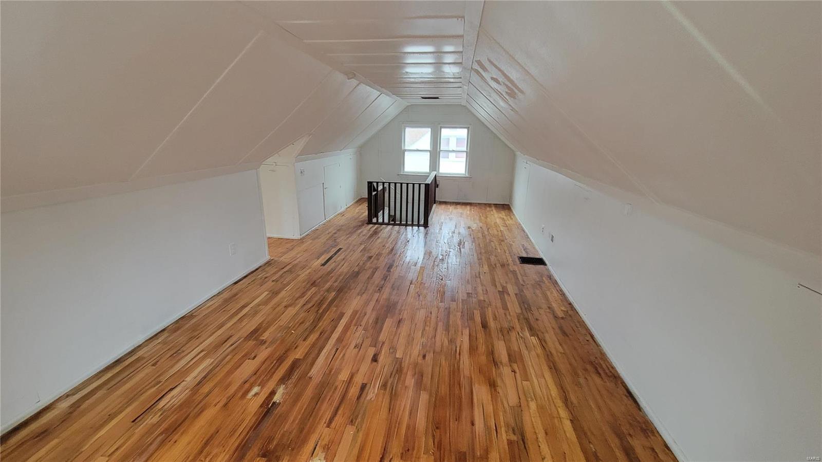 531 Chambers Road St. Louis, MO 63137 - Photo 12 of 13 Gallery Image 12