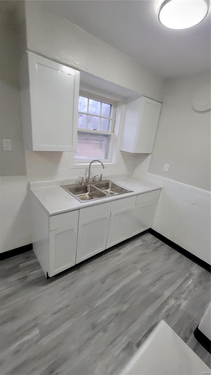 531 Chambers Road St. Louis, MO 63137 - Photo 3 of 13 Gallery Image 3