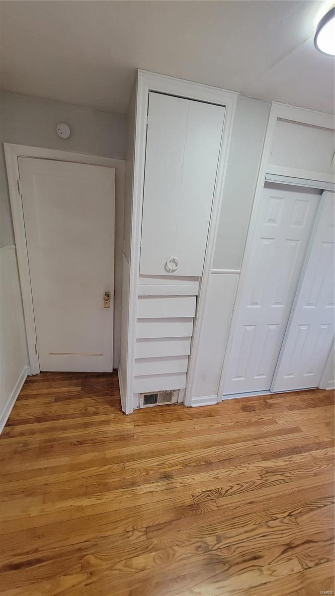 531 Chambers Road St. Louis, MO 63137 - Photo 9 of 13 Gallery Image 9