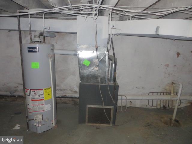 823 Hutton Street Philadelphia, PA 19104 - Photo 6 of 11