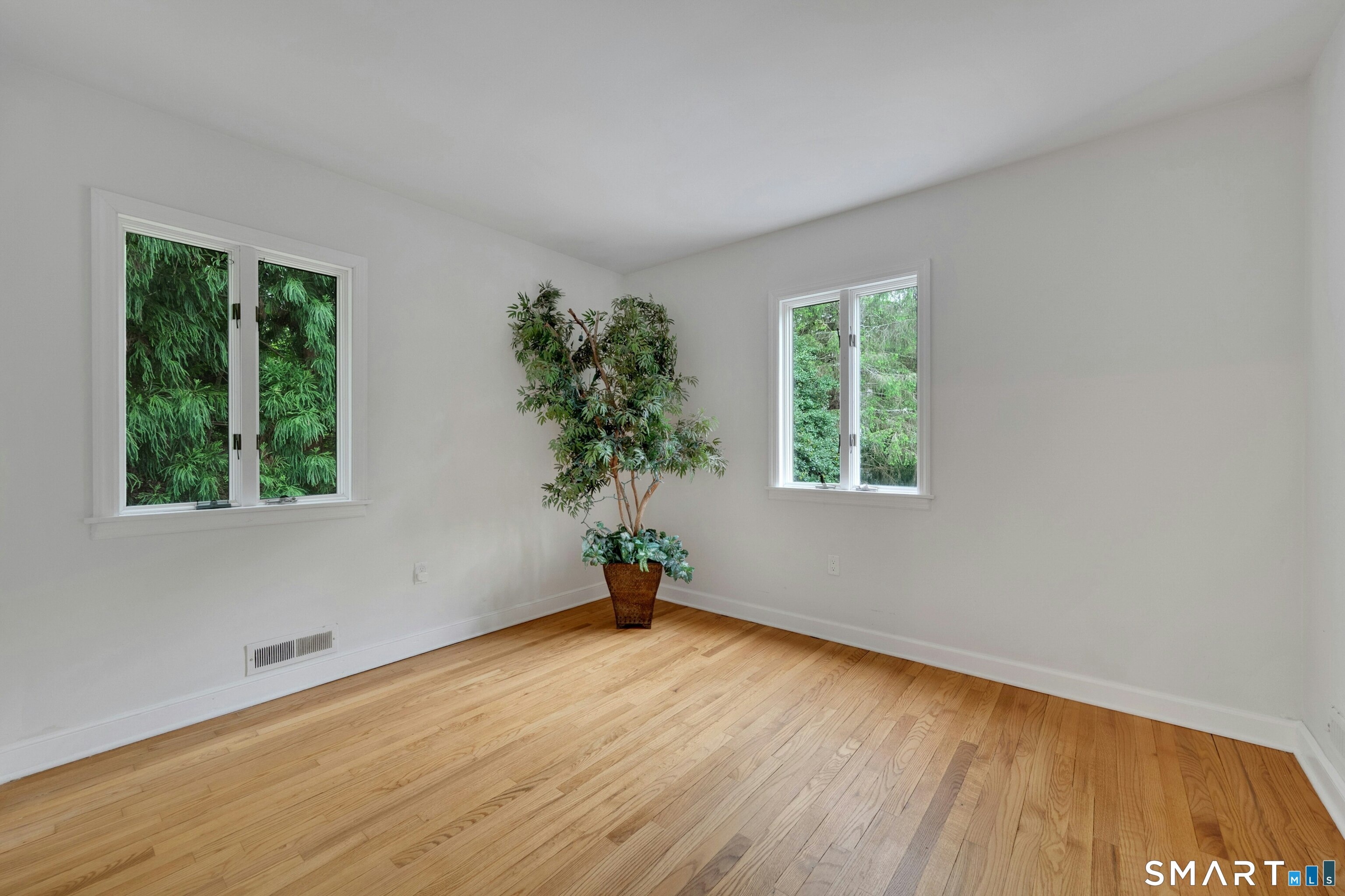 450 Westover Road Stamford, CT 06902 - Photo 13 of 29