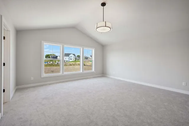 $997,335 | 5512 Vista Trail, Victoria, MN 55318