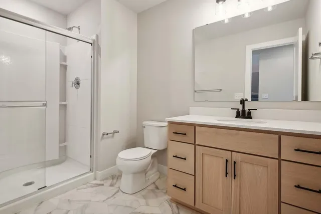 $997,335 | 5512 Vista Trail, Victoria, MN 55318