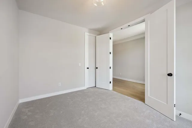 $997,335 | 5512 Vista Trail, Victoria, MN 55318