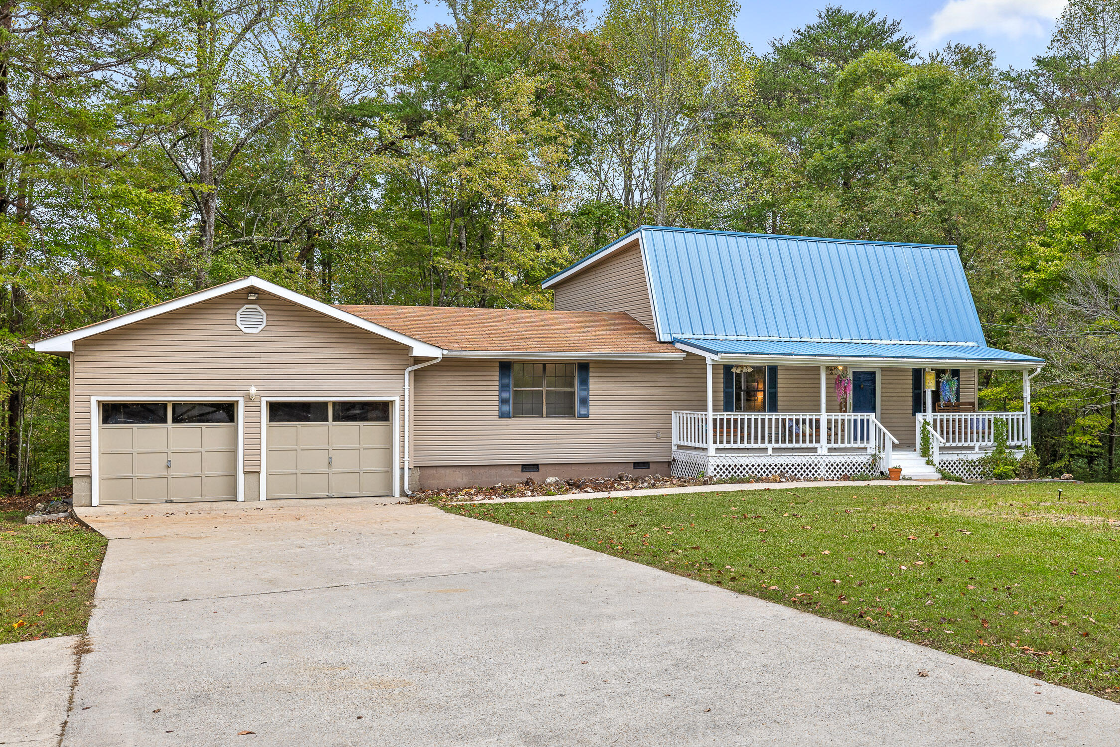 1909 Poe Road Soddy Daisy, TN 37379 - Photo 4 of 62 Exterior