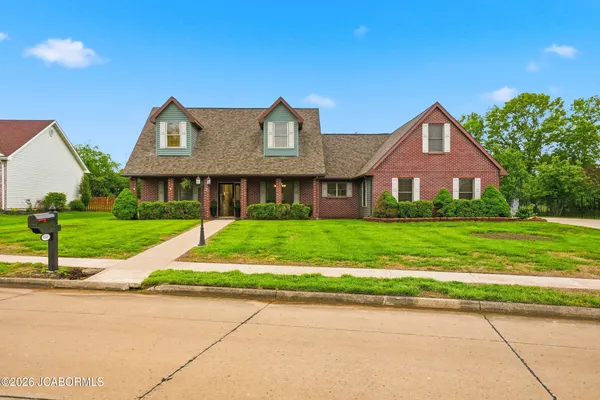 414 Tanglewood Way, Fulton, MO 65251