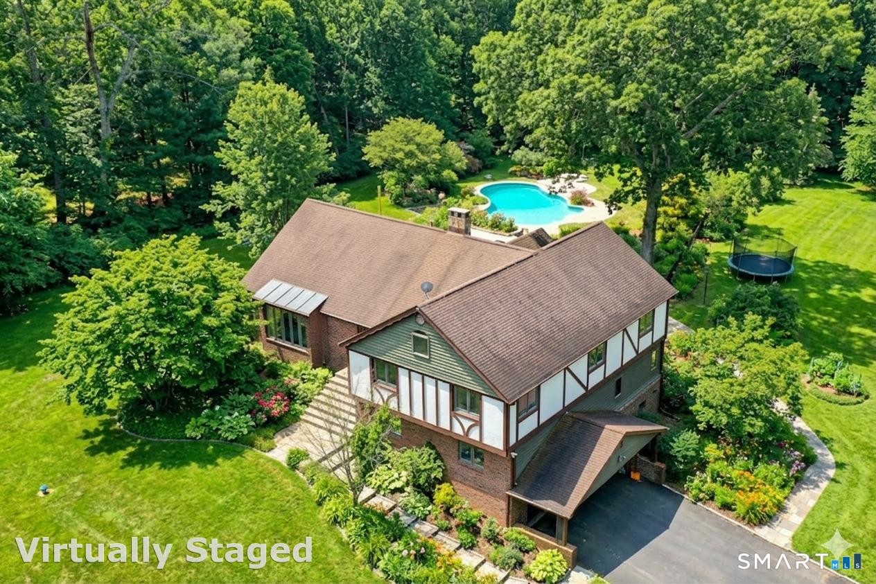 10 White Oak Farm Road Newtown, CT 06470 - Photo 2 of 47