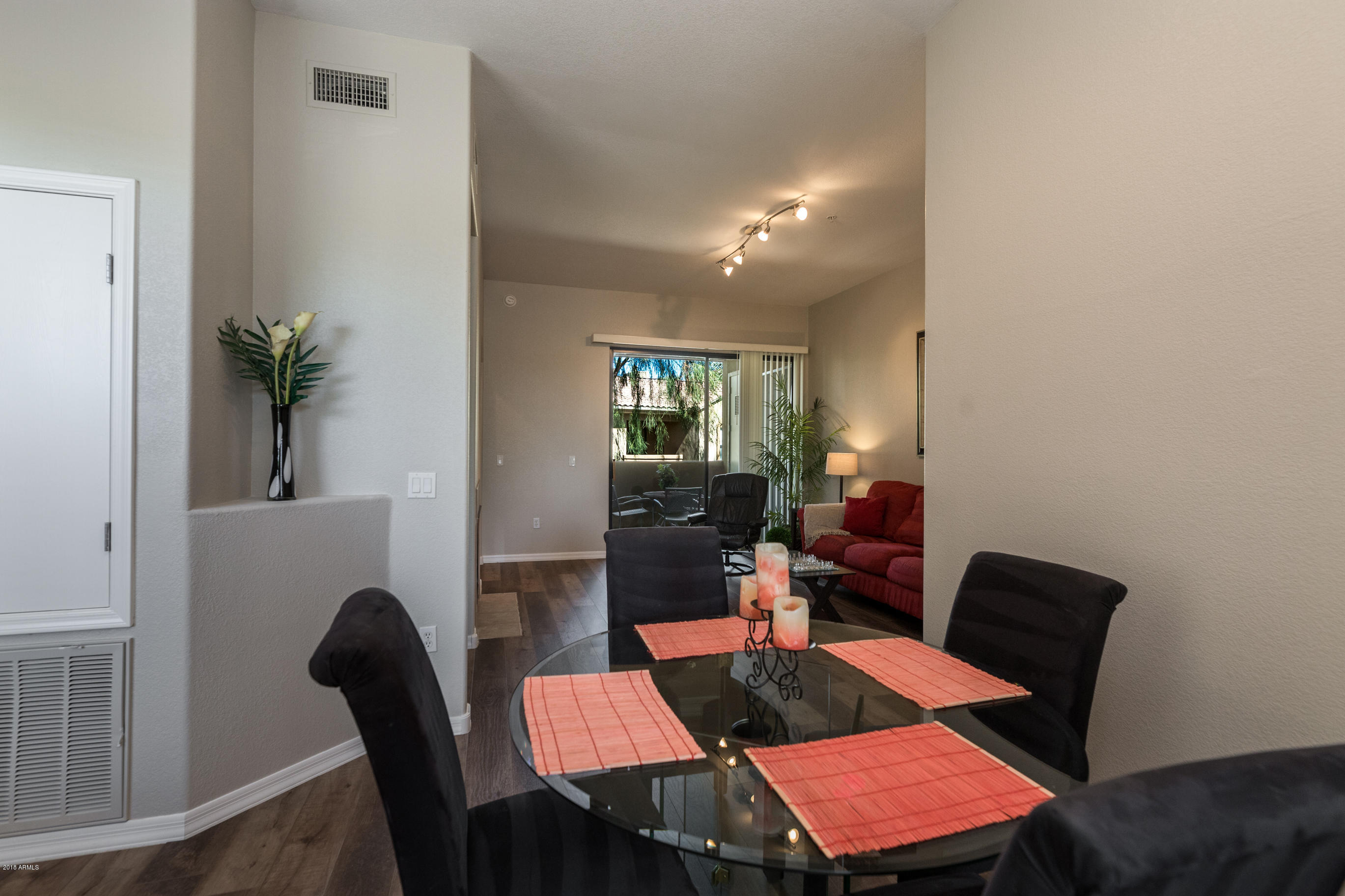 7027 North Scottsdale Road, Unit 223 Paradise Valley, AZ 85253 - Photo 7 of 27 Dining