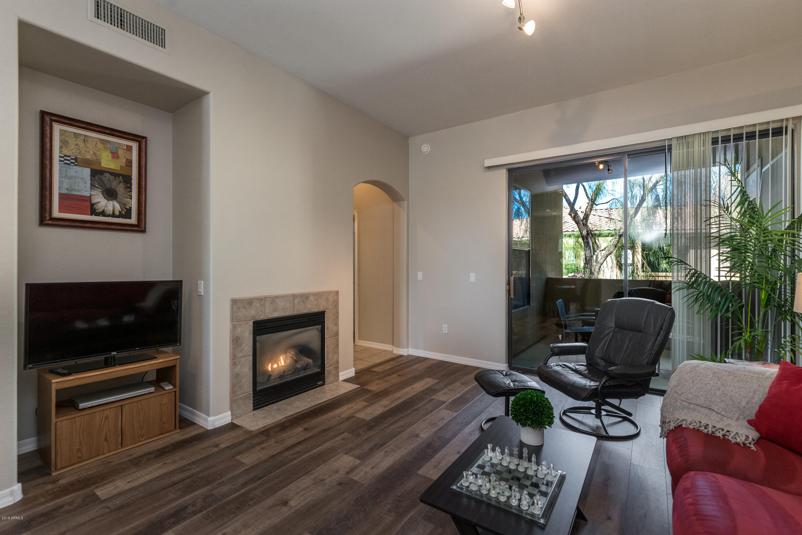 7027 North Scottsdale Road, Unit 223 Paradise Valley, AZ 85253 - Photo 9 of 27 Gas Fireplace
