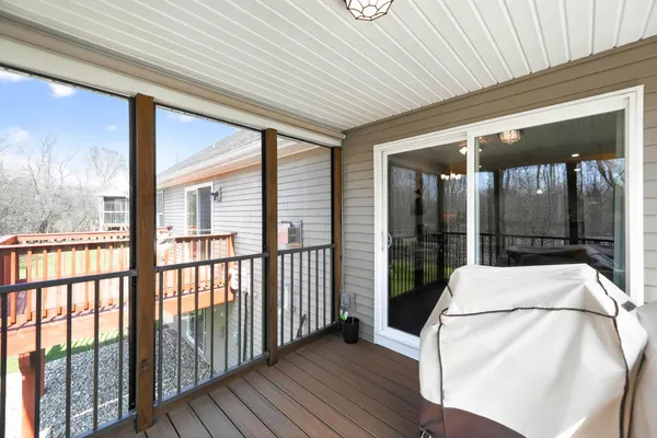 $384,900 | 4022 Stoneridge Drive, Jackson, MI 49203