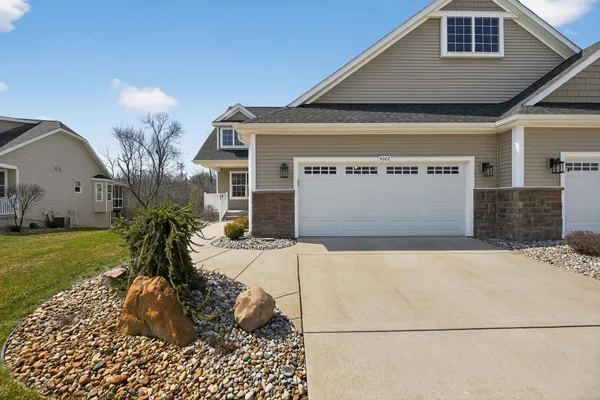 $384,900 | 4022 Stoneridge Drive, Jackson, MI 49203