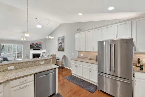 $384,900 | 4022 Stoneridge Drive, Jackson, MI 49203