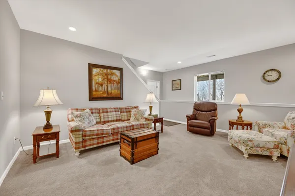 $384,900 | 4022 Stoneridge Drive, Jackson, MI 49203