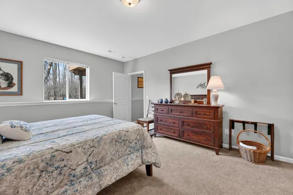 $384,900 | 4022 Stoneridge Drive, Jackson, MI 49203