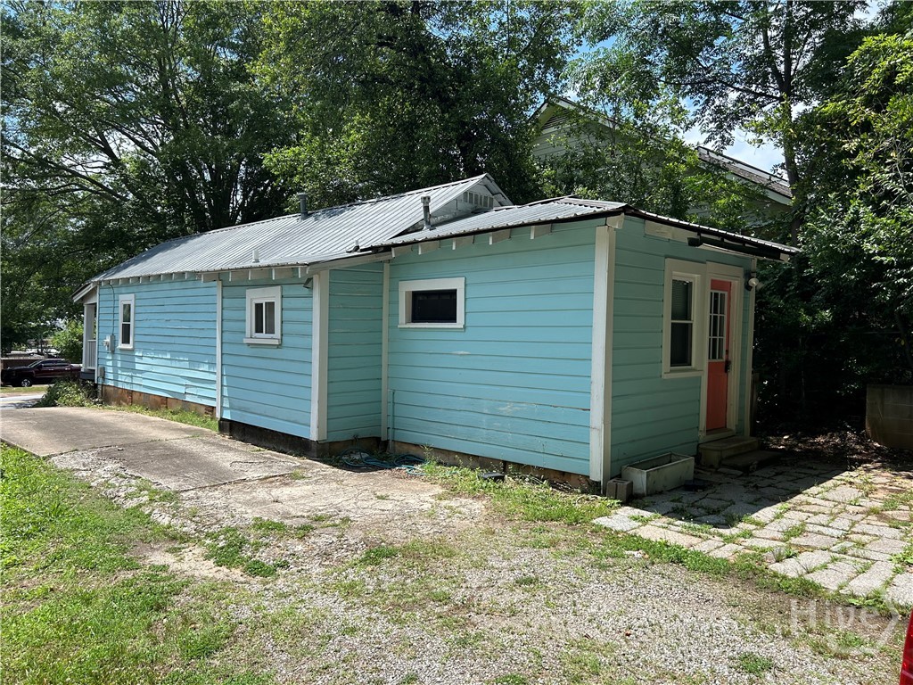 433 South Rocksprings Street Athens, GA 30605 - Photo 3 of 14