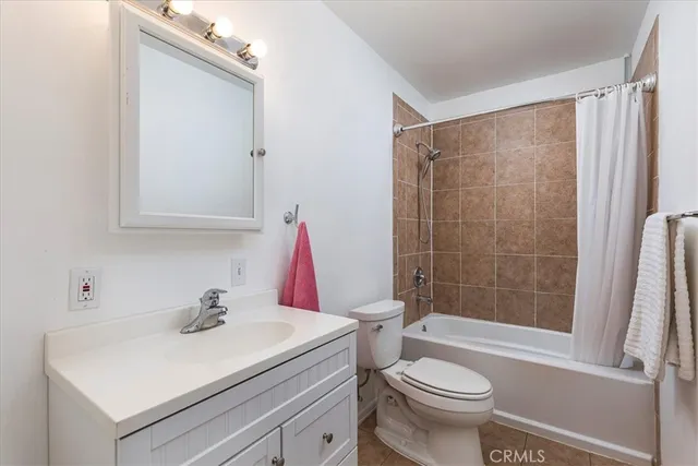 $989,000 | 39330 Gray Squirrel Road, Temecula, CA 92592