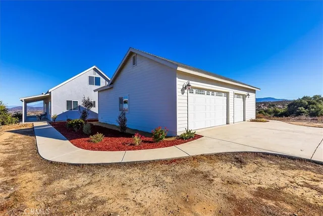 $989,000 | 39330 Gray Squirrel Road, Temecula, CA 92592