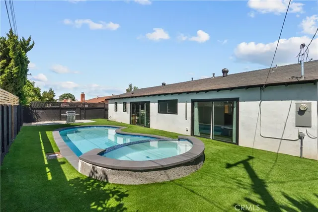 $1,050,000 | 2282 Brentwood Street, Simi Valley, CA 93063