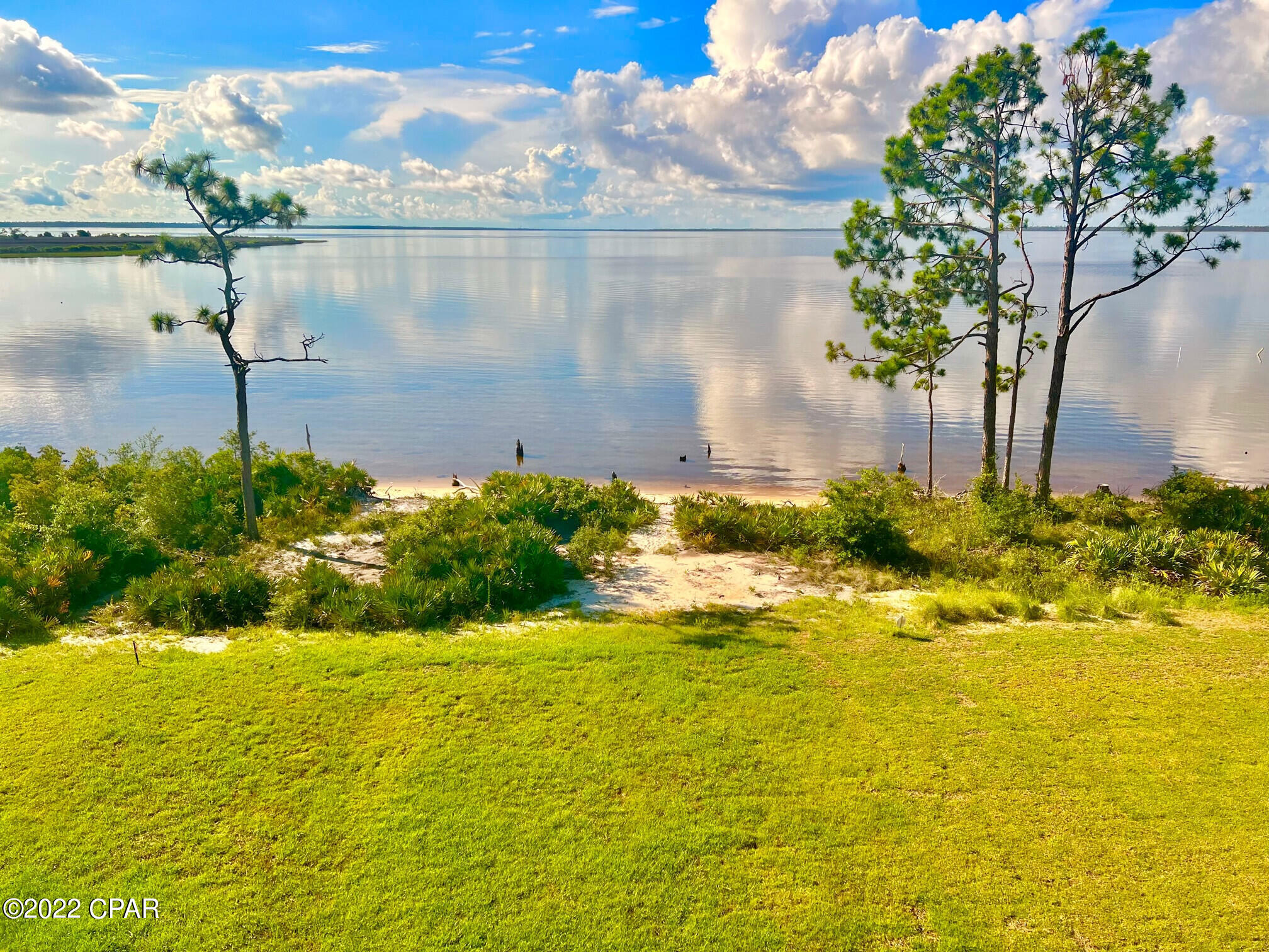 144 Carriage Road Panama City, FL 32404 - Photo 2 of 32