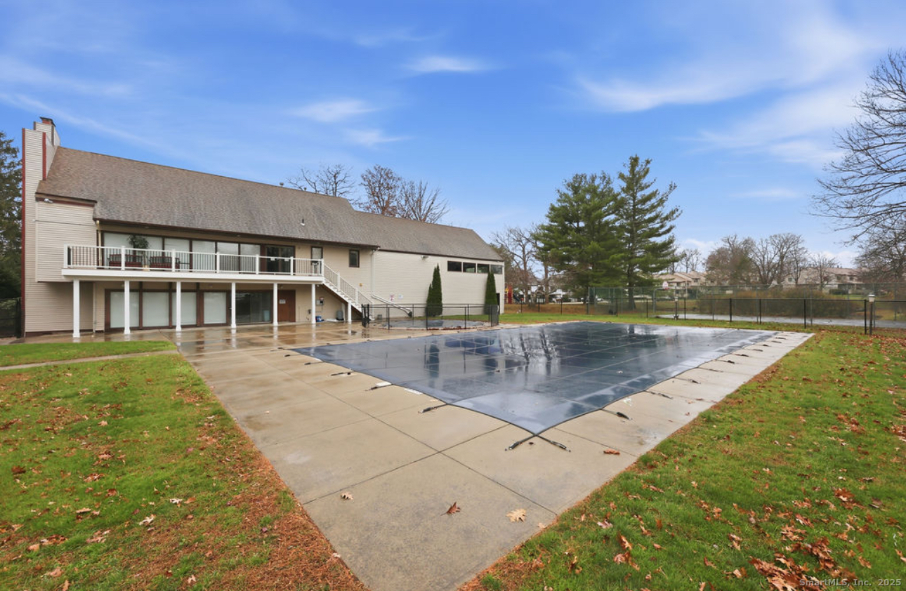 39 Cottonwood Road, Unit 39 Newington, CT 06111 - Photo 18 of 21 a view of a house with swimming pool