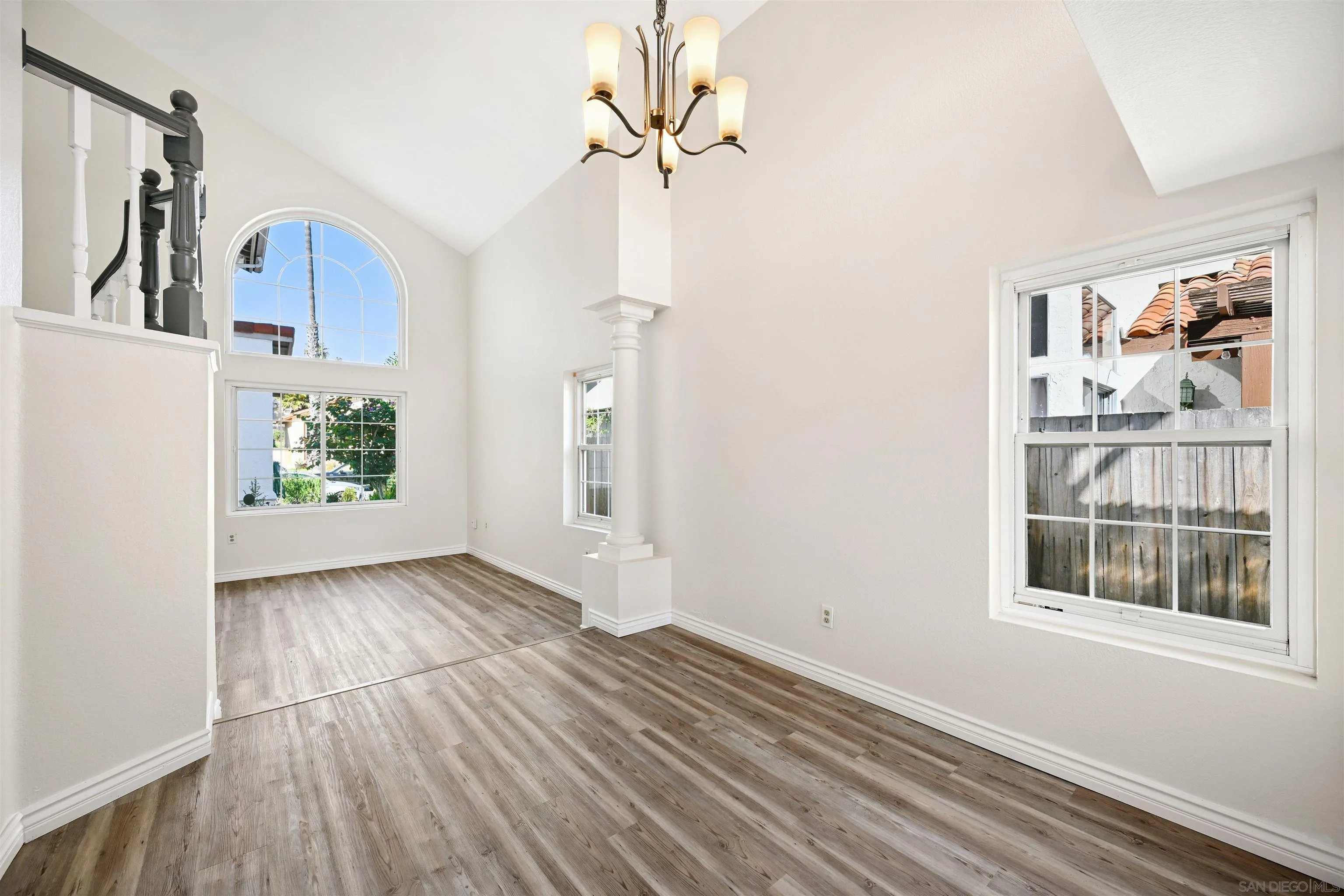 1749 Via Allena Oceanside, CA 92056 - Photo 3 of 22