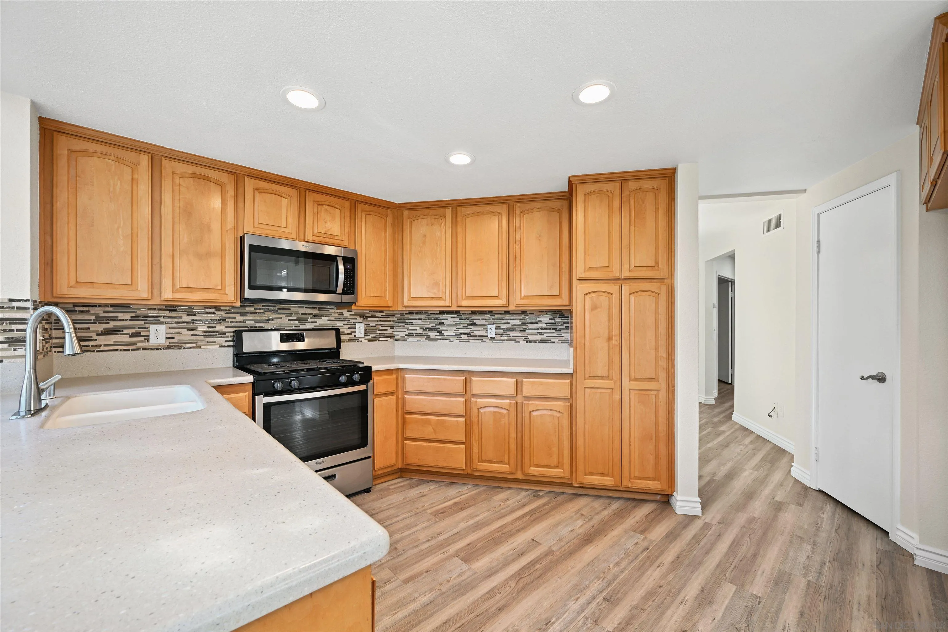 1749 Via Allena Oceanside, CA 92056 - Photo 6 of 22