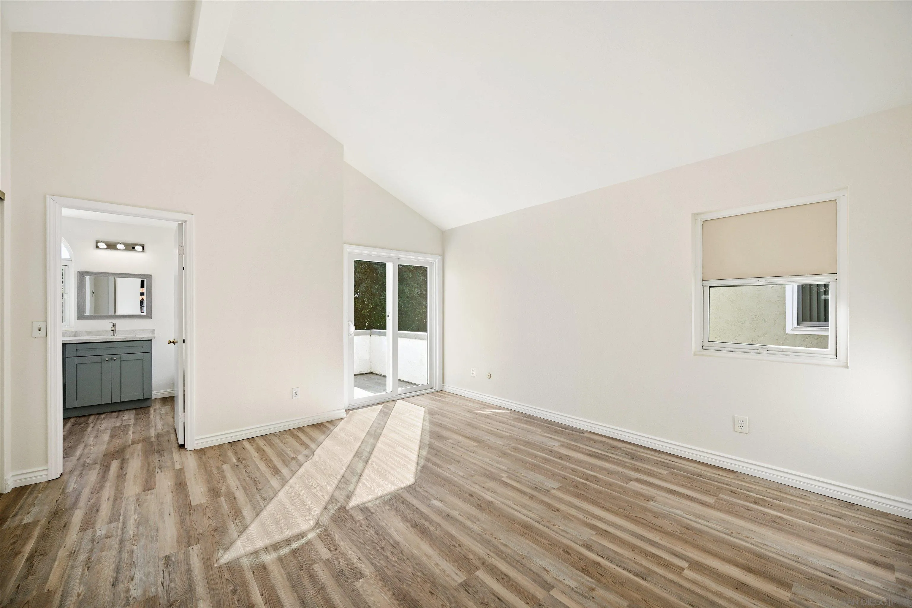 1749 Via Allena Oceanside, CA 92056 - Photo 9 of 22