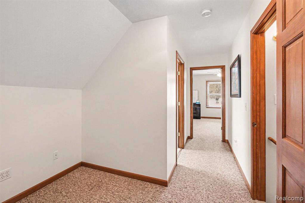 8806 Bergin Road Howell, MI 48843 - Photo 20 of 35 Gallery Image 20