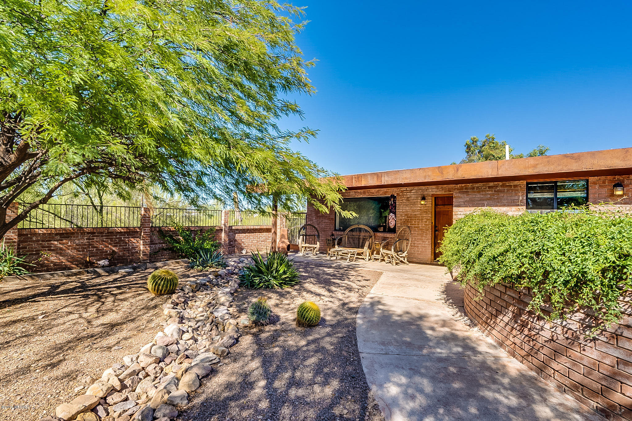 2550 North Rising Star Trail Tucson, AZ 85745 - Photo 3 of 42 Gallery Image 3