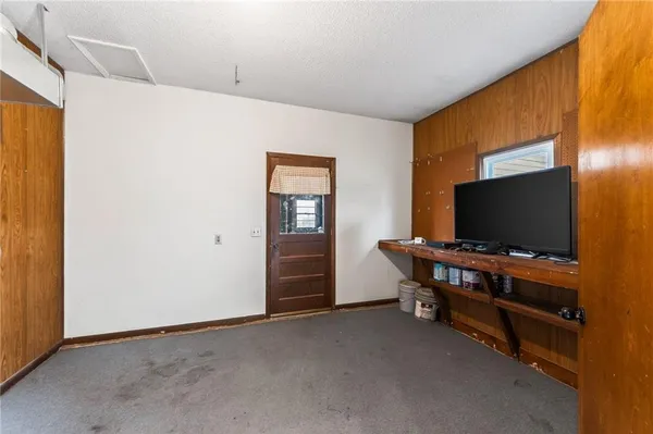 $255,000 | 416 Country Drive, Lawson, MO 64062