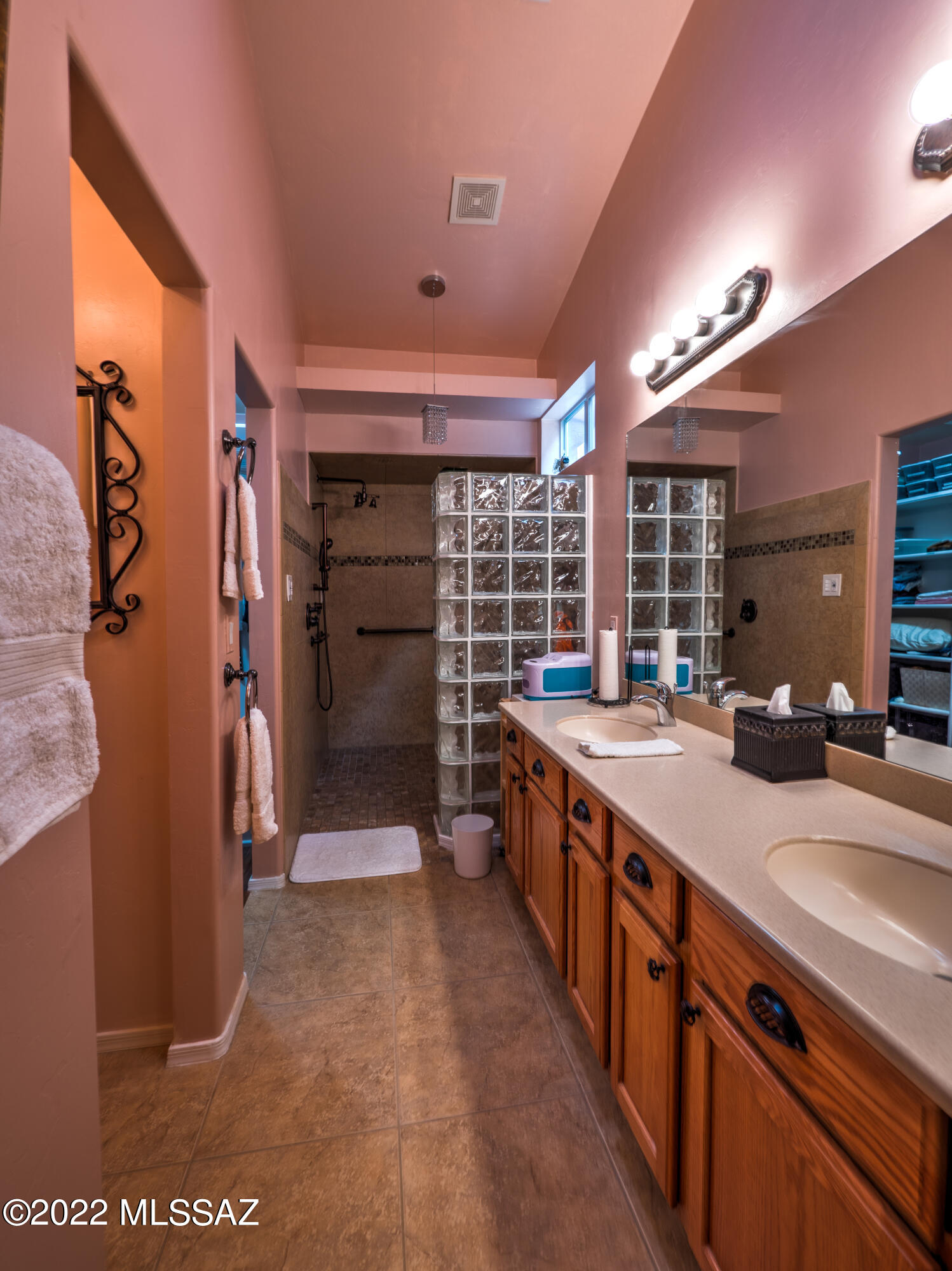 1693 Ilko Court Rio Rico, AZ 85648 - Photo 17 of 39