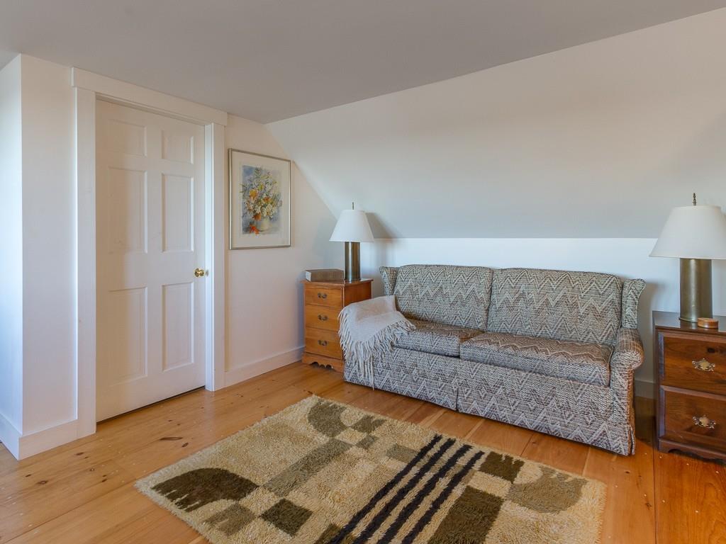 31 Shipley Road South Bristol, ME 04568 - Photo 17 of 25 Sitting room and full bath complete...
