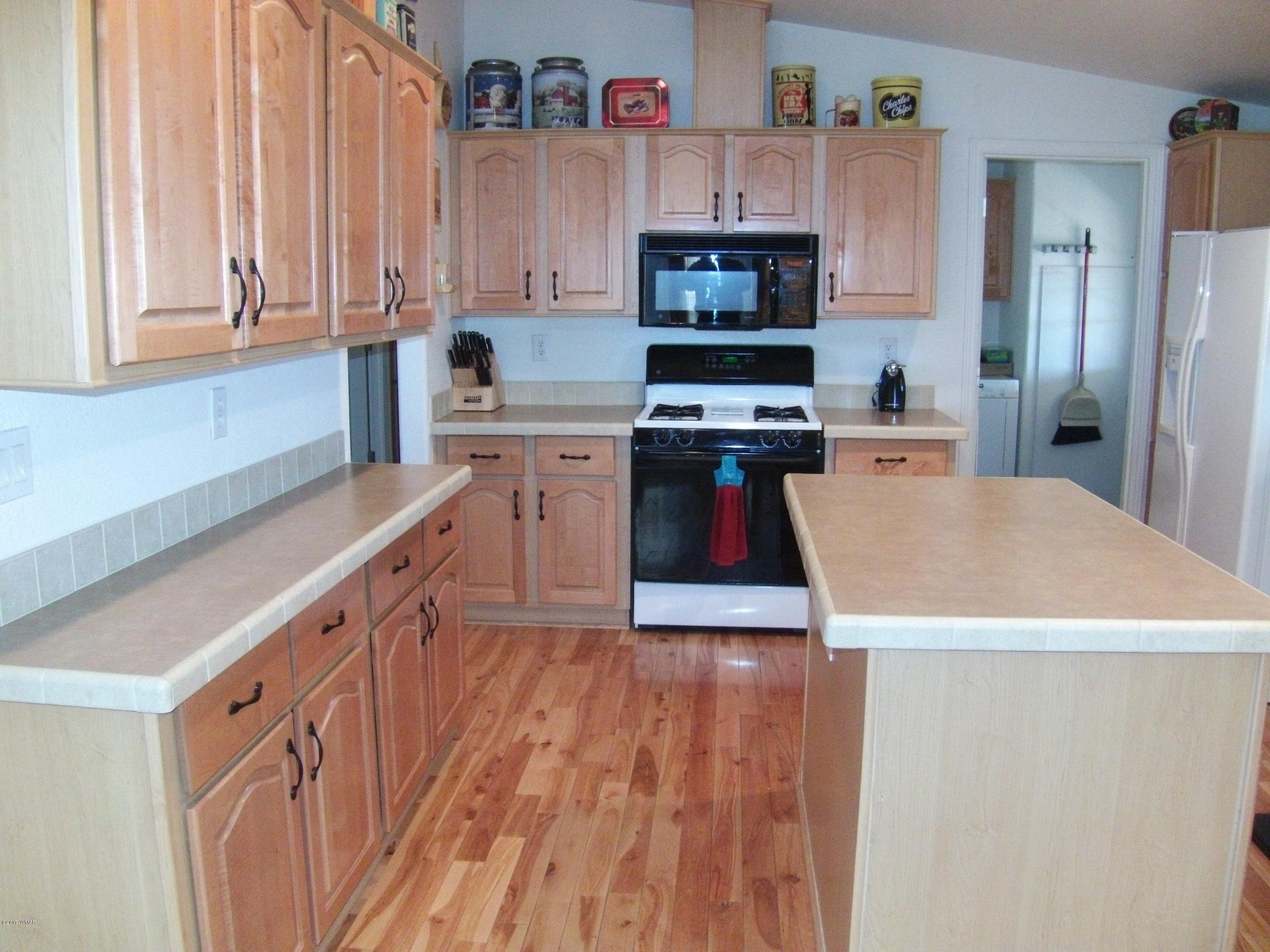 46 County Road 3176 Vernon, AZ 85940 - Photo 13 of 32