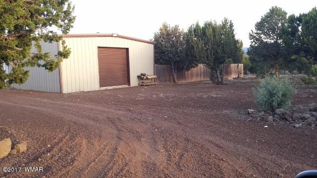 46 County Road 3176 Vernon, AZ 85940 - Photo 3 of 32
